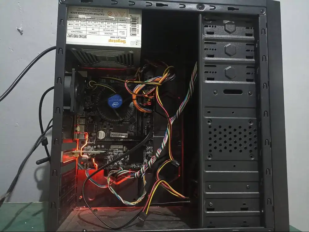 PC INTEL CORE i3-6100 + MONITOR