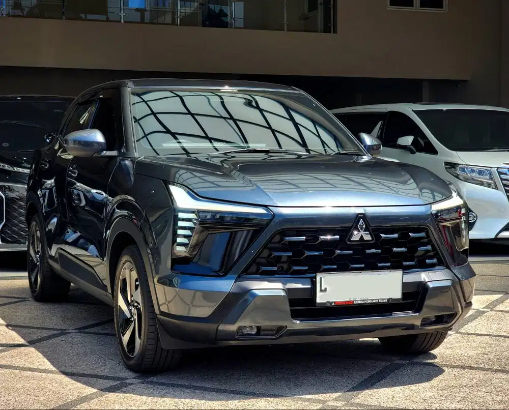 KM 13 RB!! MITSUBISHI X FORCE ULTIMATE EDITION 2023 GREY
