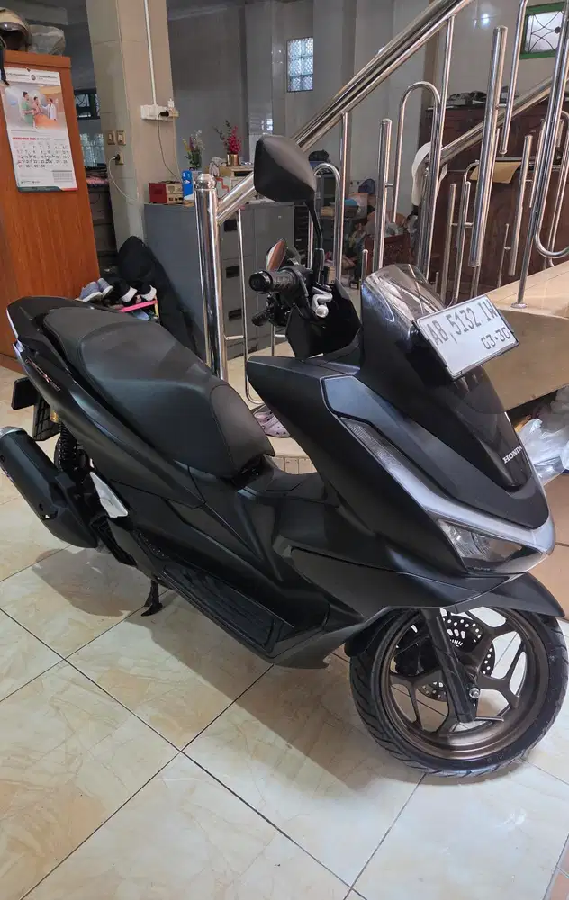 Pcx 160 abs roadsync hitam doff 2025 low km Gbm