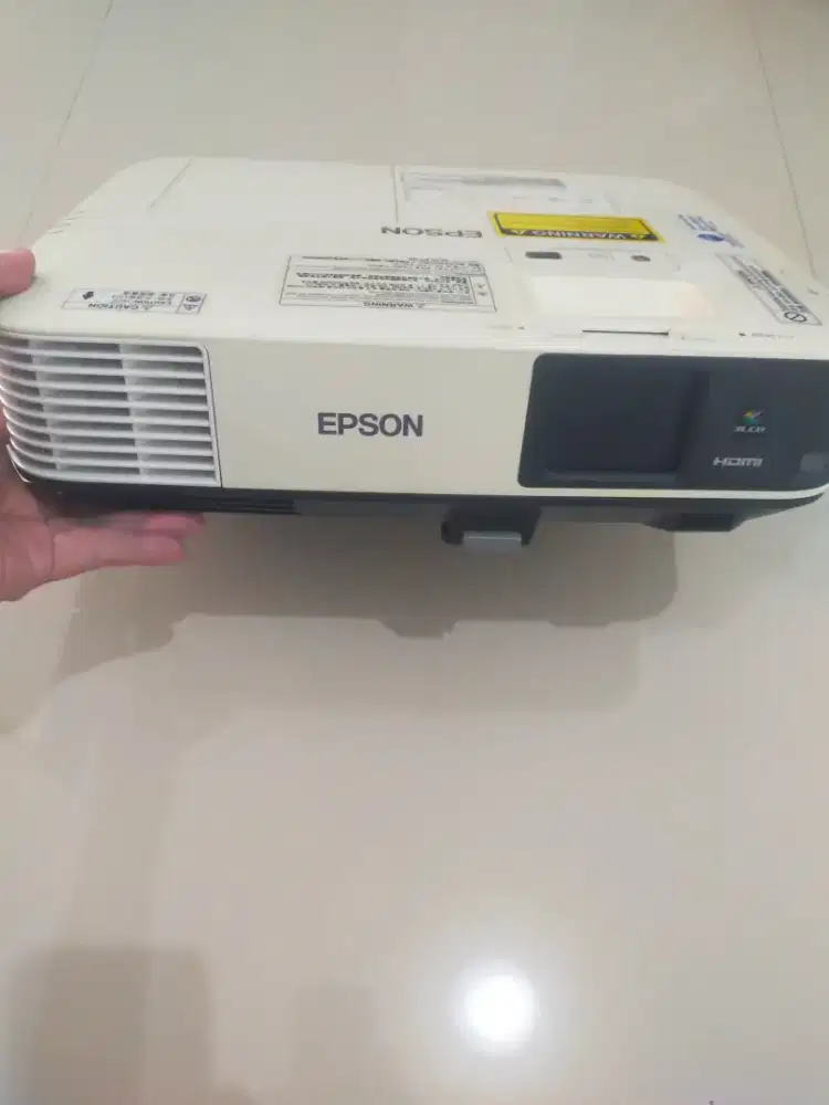 Proyektor EPSON EB-2065
