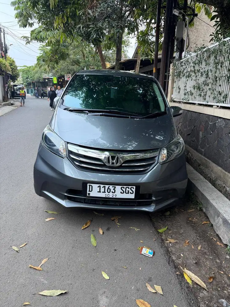 Honda Freed SD matic 2014 grey