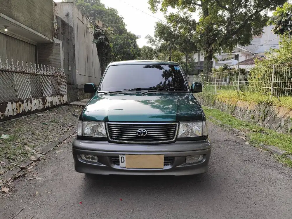 Toyota kijang Krista MT diesel 2000