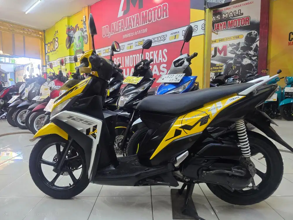 Only cash * Mio m3 125 th 2015