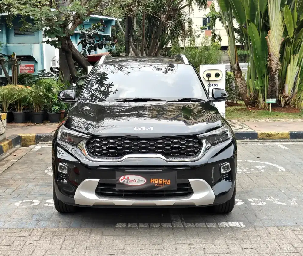 KM LOW KIA SONET PREMIERE 2023 HITAM 5 SEATER