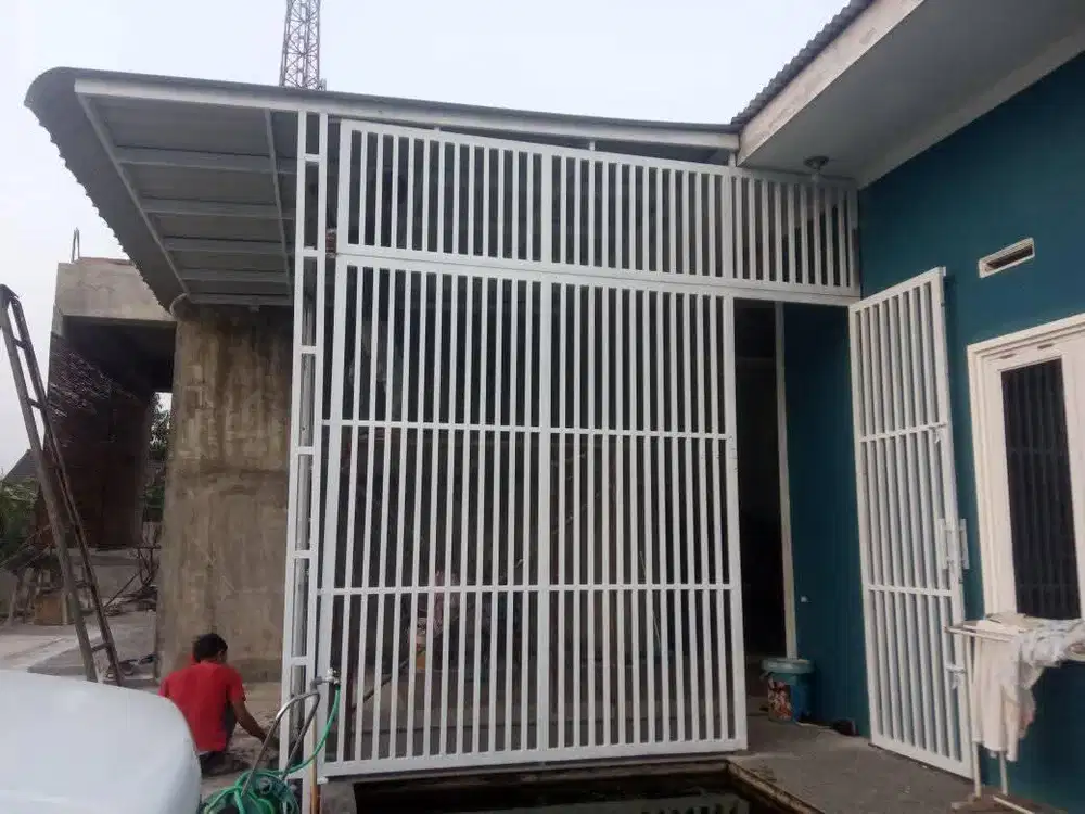 Jerjak , kerangkeng , kanopi teras rumah