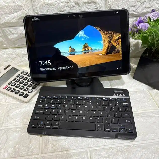 FUJITSU ARROW Q5010 2IN1 TOUCH CELERON N4000 4/128 LAYAR 10 INCH *RTV