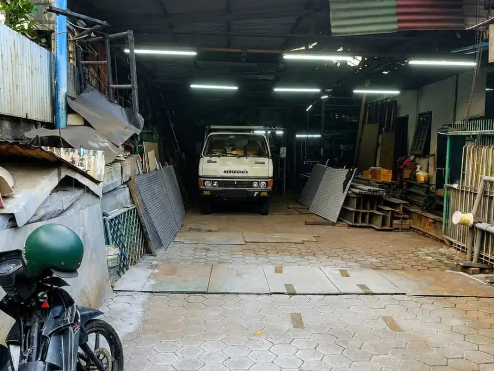 TANAH DAN BANGUNAN DI DAAN MOGOT RAYA