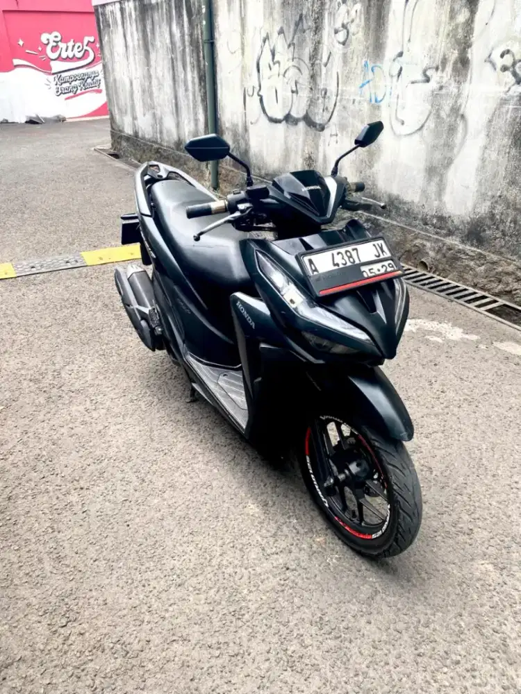 Vario 125 Tahun 2019 Hitam