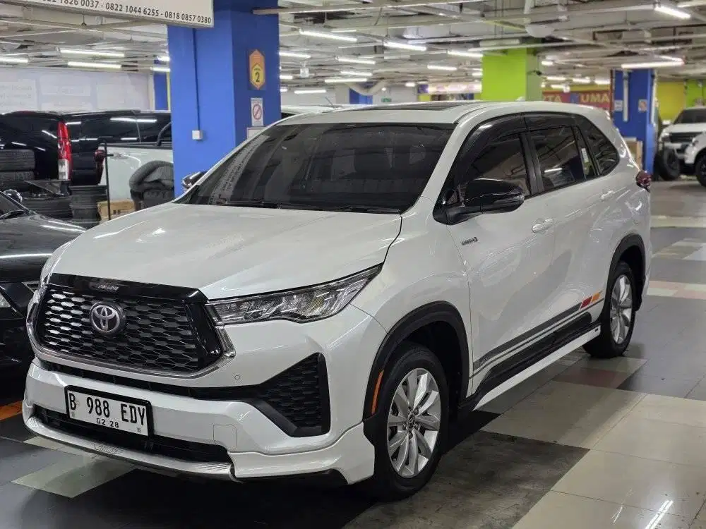 Toyota Innova zenix v Hybird 2023 Putih