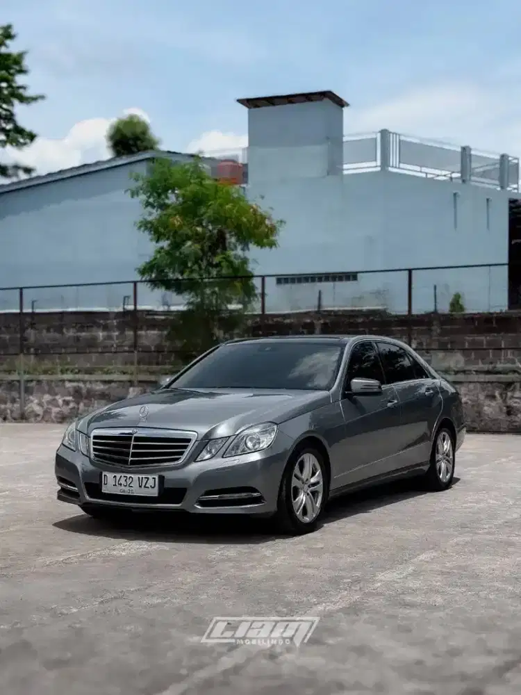 Mercy E300 Matic 2012 Antik Low Km 34rb