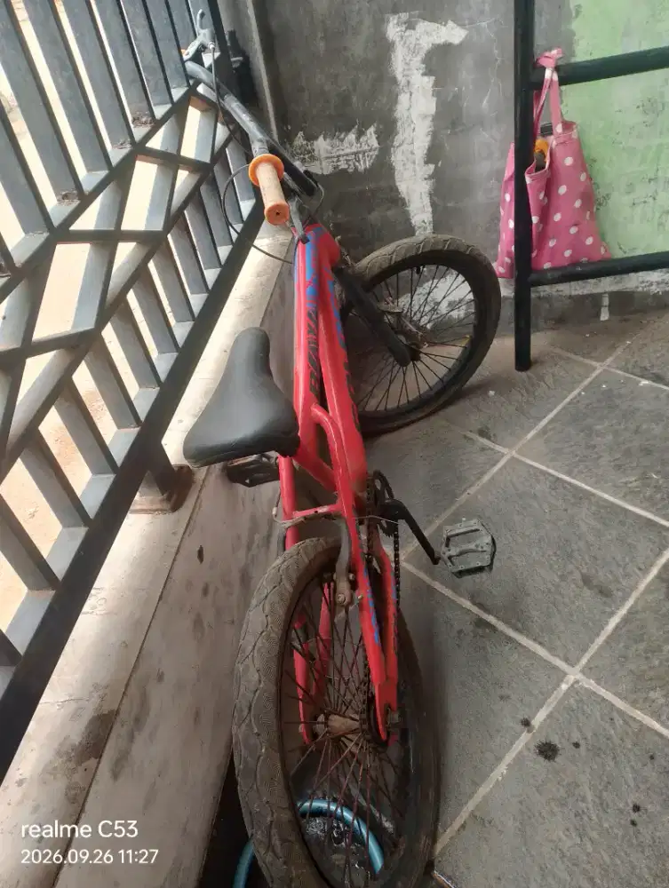 Sepeda bekas di jual apa adanya