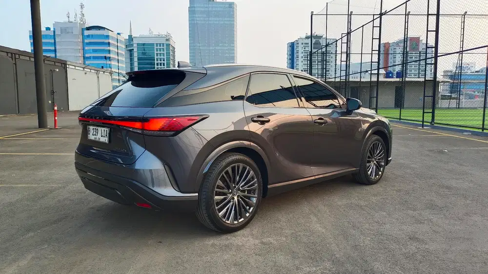 LEXUS RX350 hybrid tahun 2023