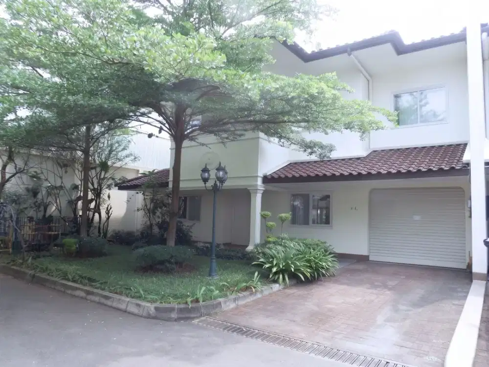 Sewa Rumah Townhouse lembonghouse Pondok Intan Residence 5L Furnished Swimming Pool