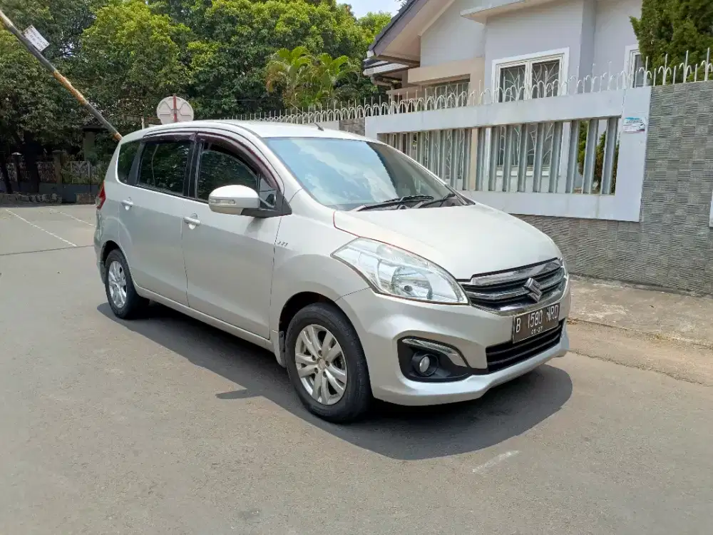 TDP 2 JUTA. Ertiga GX AT 2017