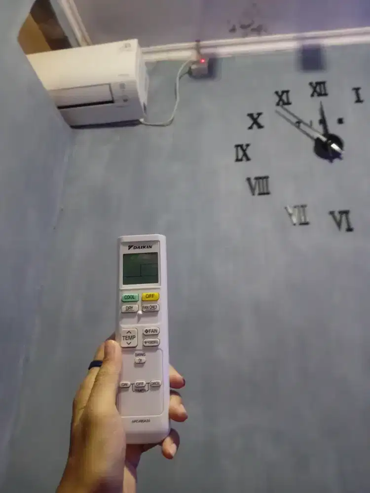 AC DAIKIN INVERTER 1PK THAILAND