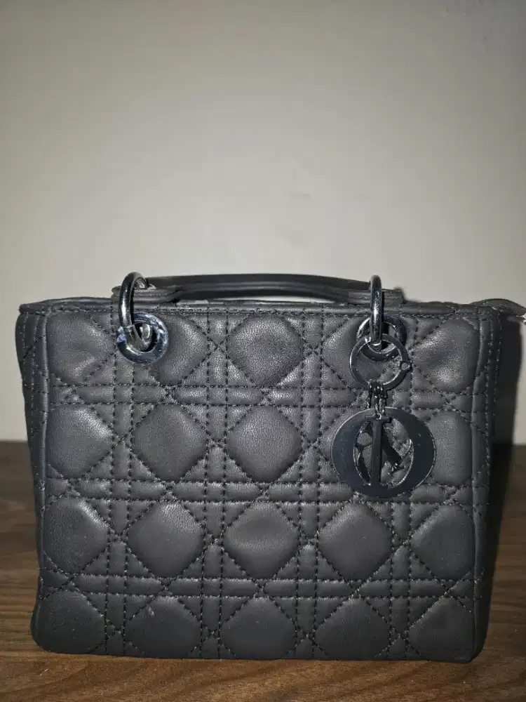 tas wanita bekas