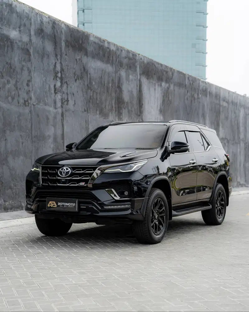 Toyota Fortuner 2.8 GR Sport 4x2 AT