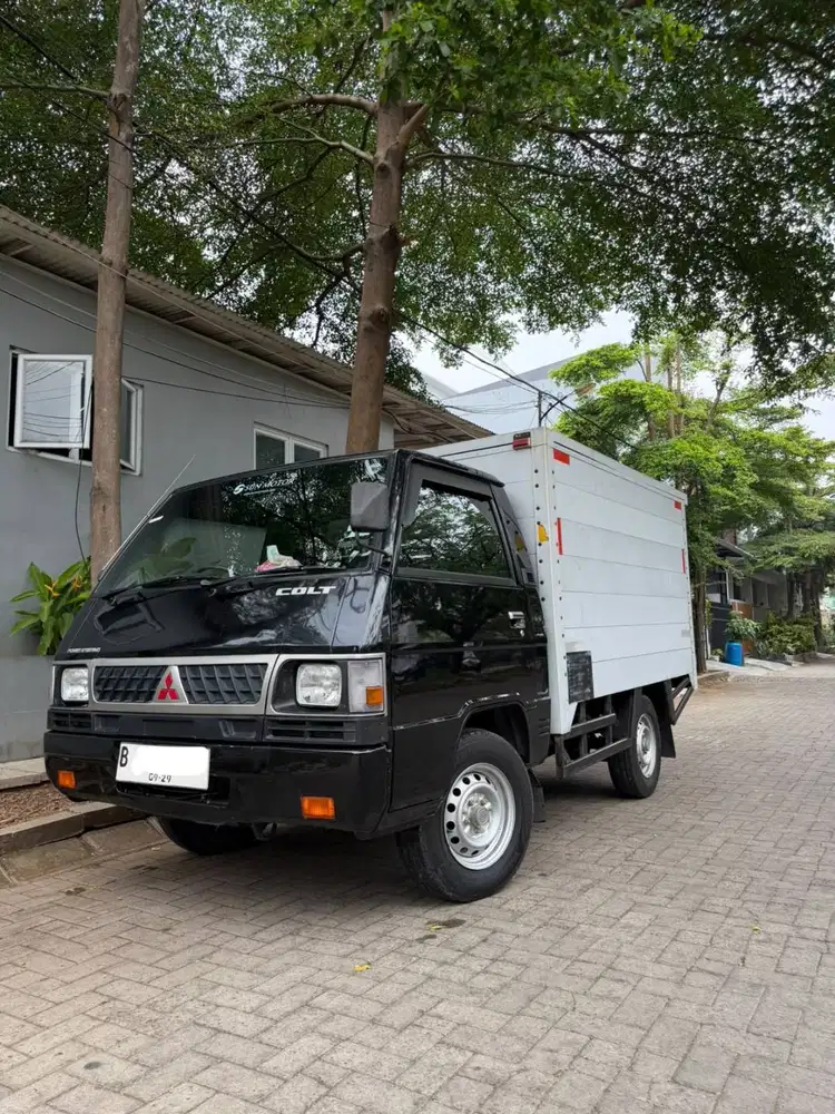 L300 BOX 2019 LOW KM