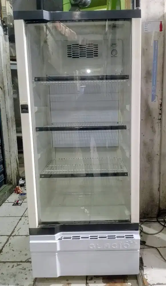 Showcase Glacio 240L Jumbo