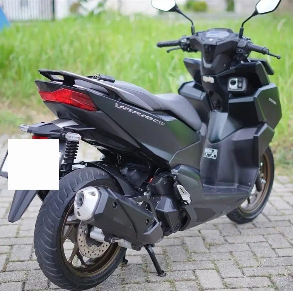 VARIO 160 ABS Tahun 2024