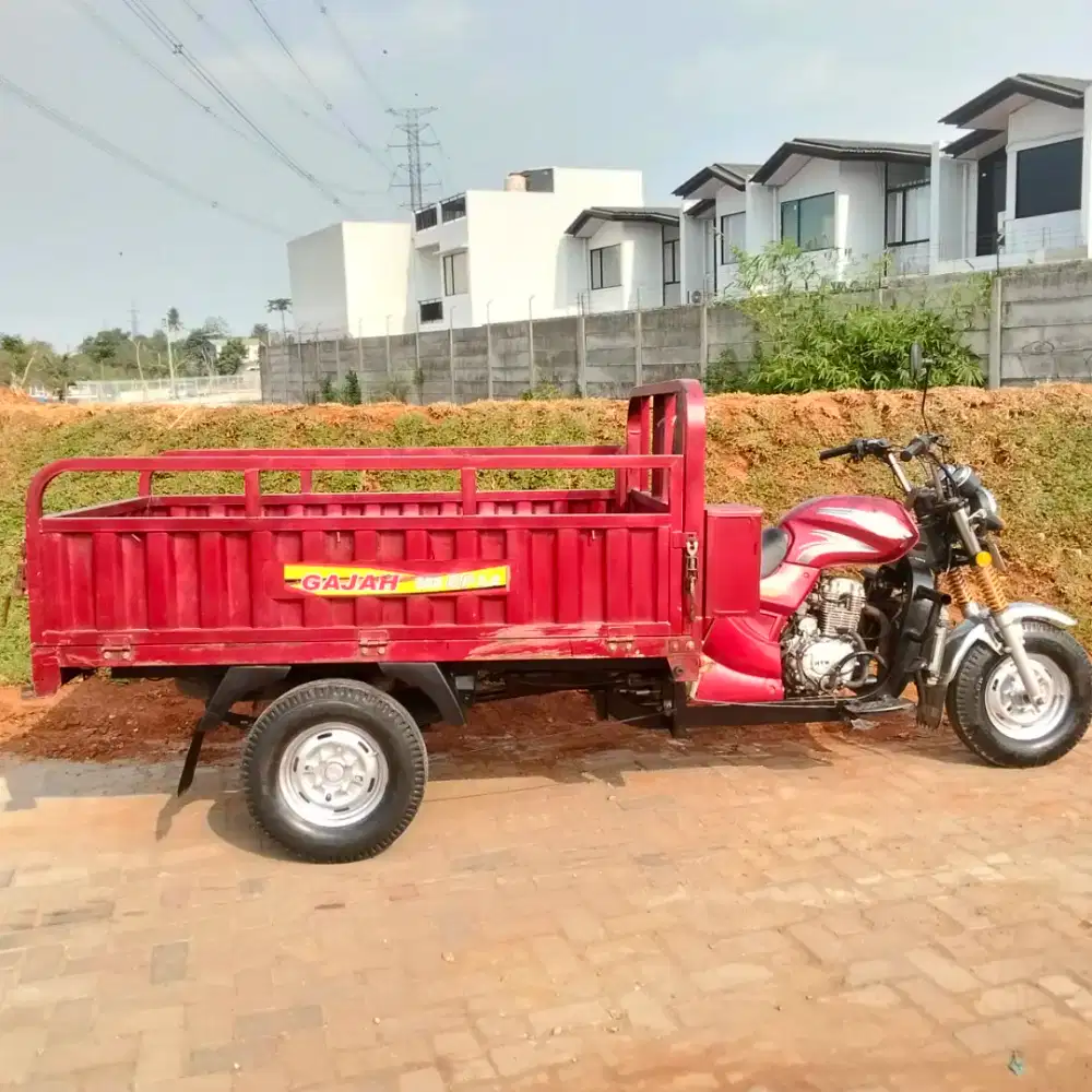 Di jual motor viar HTM roda tiga 3 200cc
