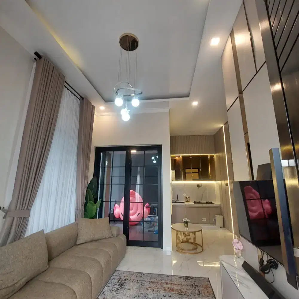 Hunian semi villa dilengkapi private pool di landungsari malang