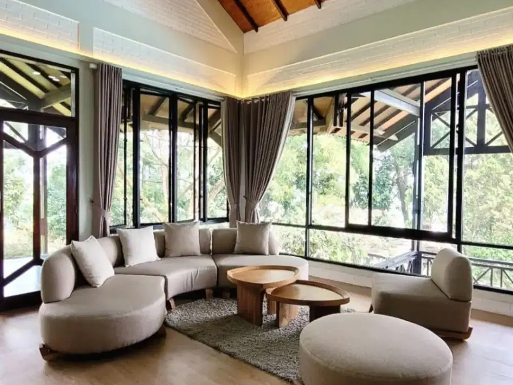 Dijual Villa Bata Estetik di Cisarua Bogor