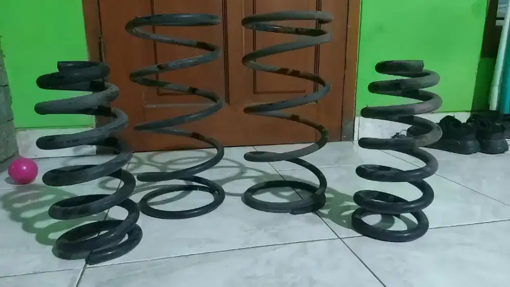 Ulir Per / Coil Spring Pajero Dakar 2021