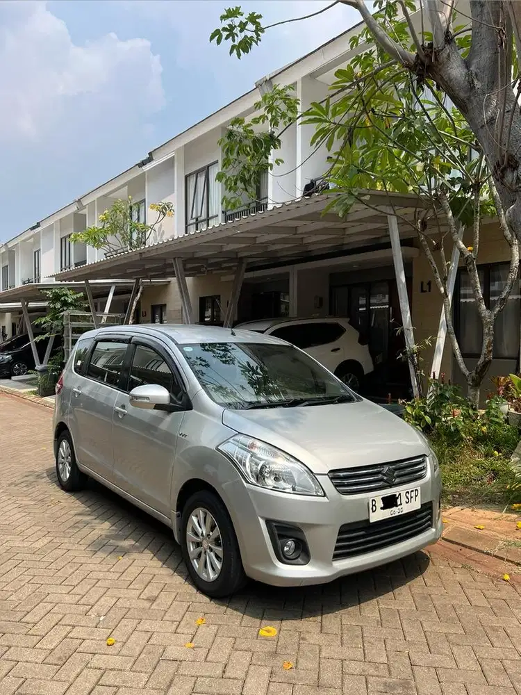 DIJUAL AJA ERTIGA GX 2015 AUTOMATIC