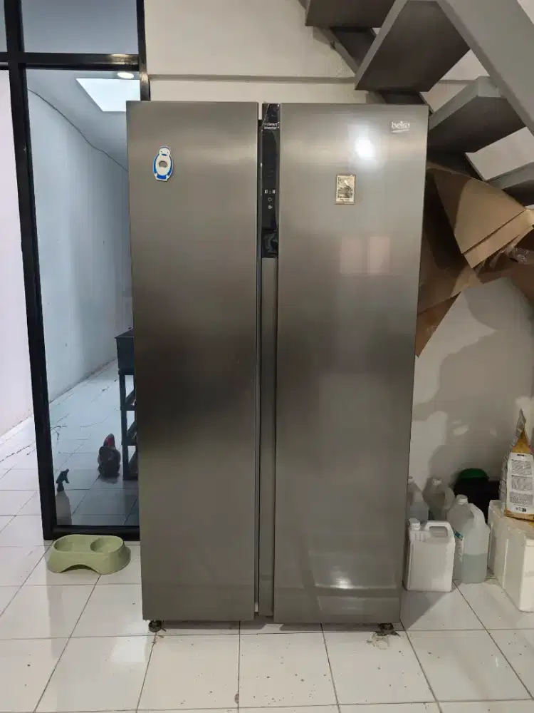 DIJUAL KULKAS BEKO 2 PINTU