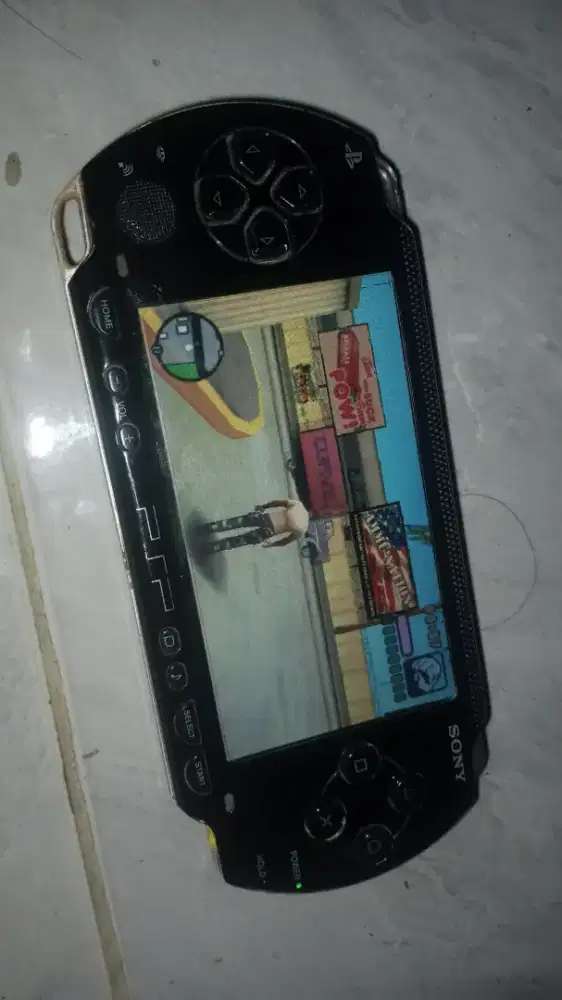 Psp seri 1000 MCC 4gb
