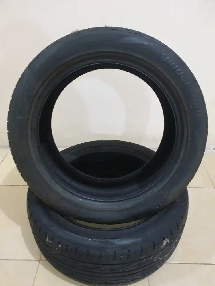 BAN BRIDGESTONE TECHNO SPORT 215/50 R17