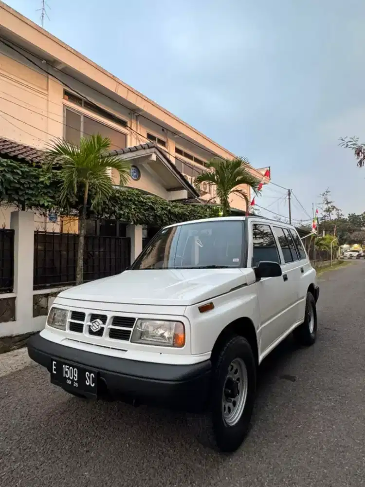 Suzuki Sidekick 4x2 Manual Istimewa