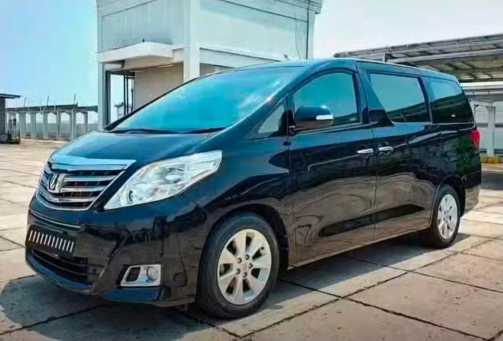 Alphard G 2.4 atpm Pilot seat 2015 nik 2014 Matic pajak on,