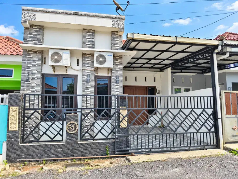 DIJUAL RUMAH KOST 4 KAMAR + BONUS PERABOTAN