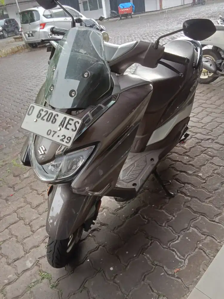 Dijual Suzuki Burgman tangan pertama mulus surat lengkap