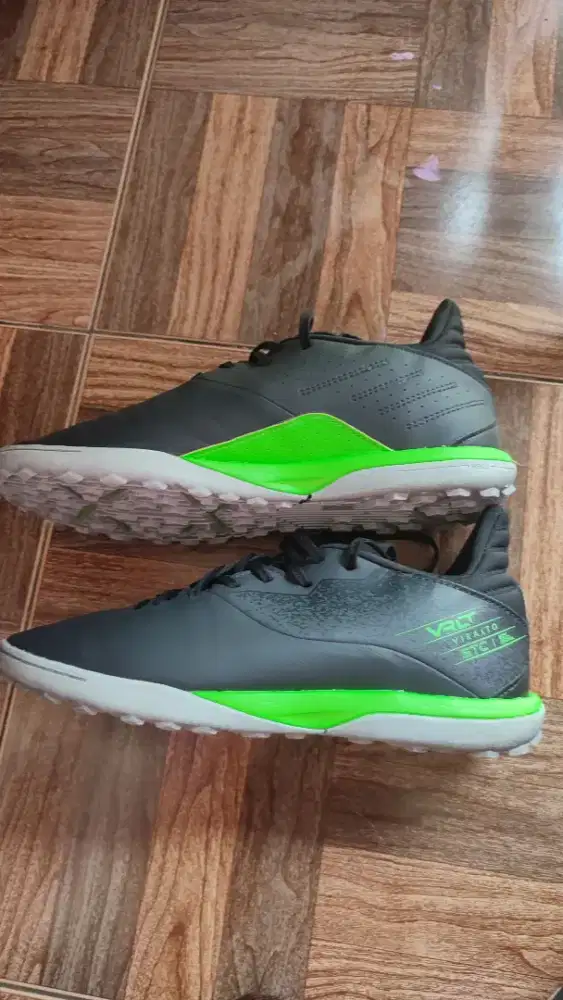 Sepatu Kipsta Viralto