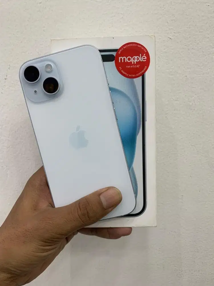 Iphone 15 basic 128 gb resmi ibox garansi on