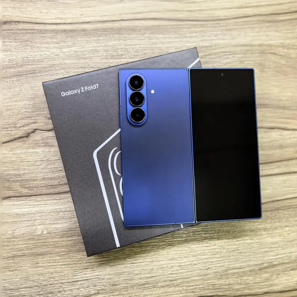 Samsung Z Fold 7 12/512GB Sein mulus