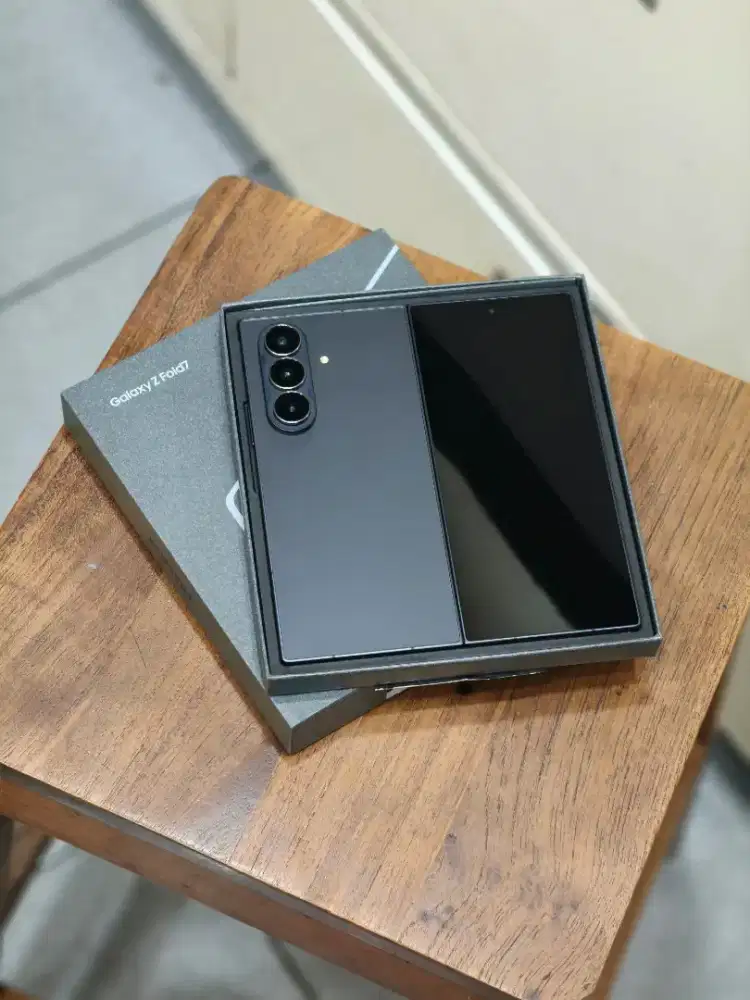 Samsung Galaxy Z Fold 7 Ram 16/1Tb Mulus