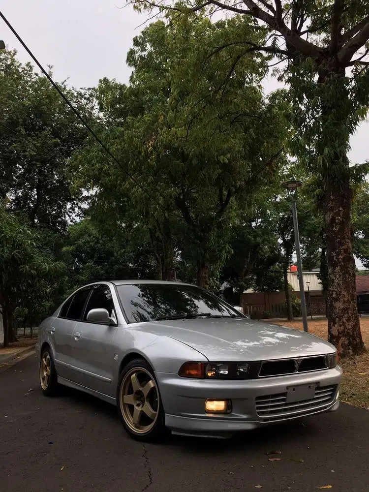 Mitsubishi Galant 2000 Bensin