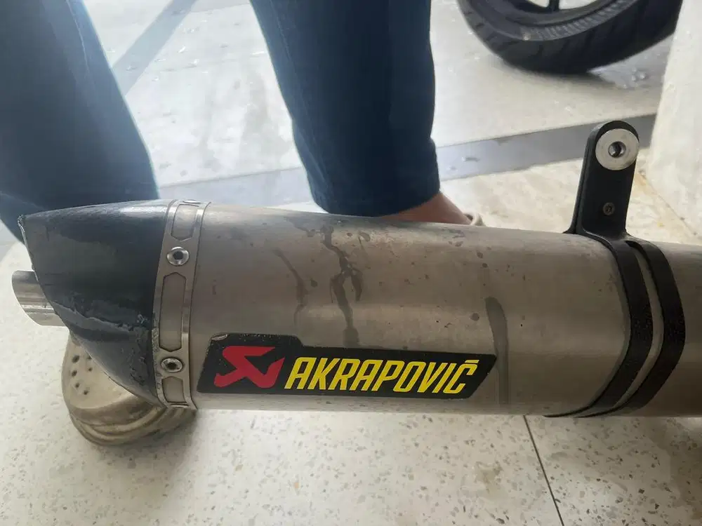 Akra original full system kawasaki er6n