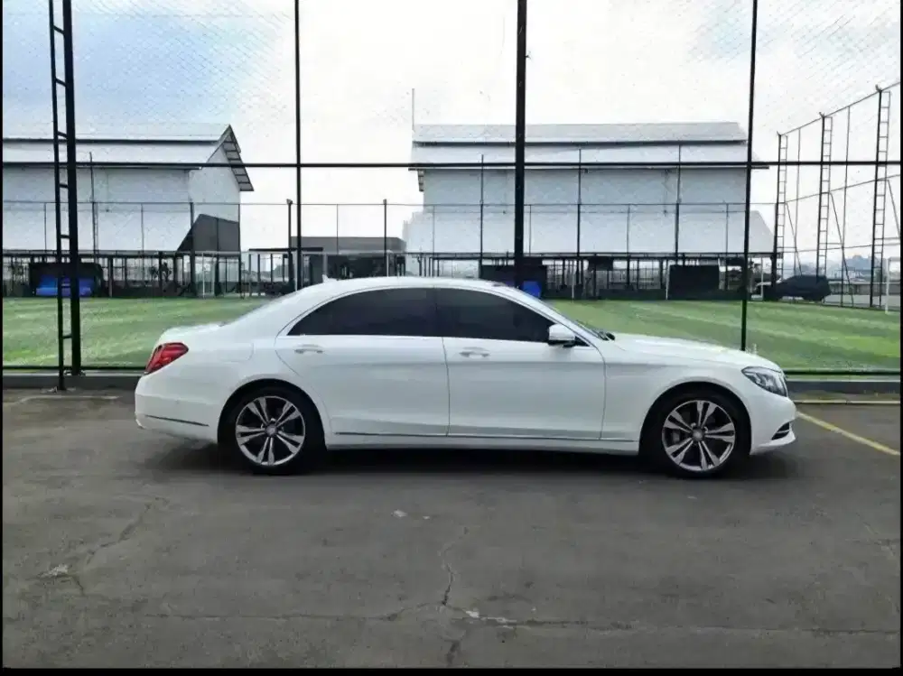 DI CARI  MERCEDES 2400 S450