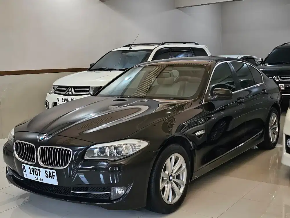 Km46rb ANTIK BMW 523i F10 Sunroof Simpanan
