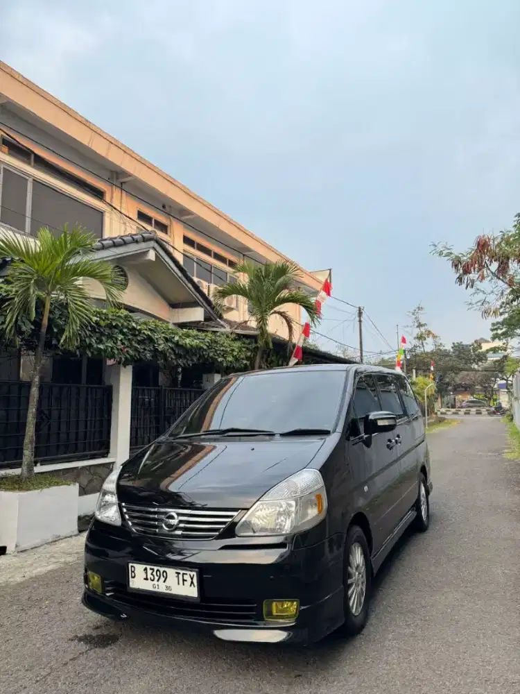 Nissan Serena HWS istimewa