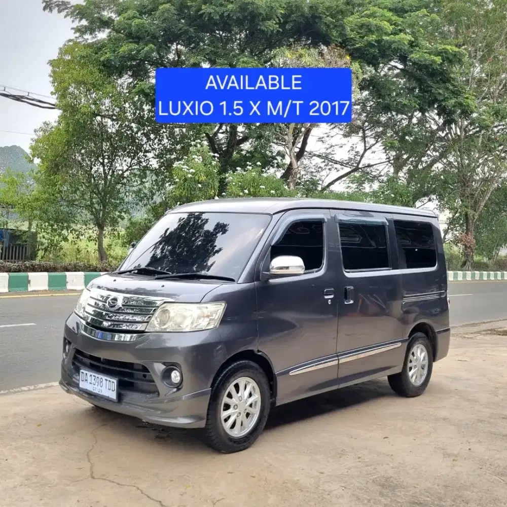 Daihatsu Luxio 1.5 X M/T 2017