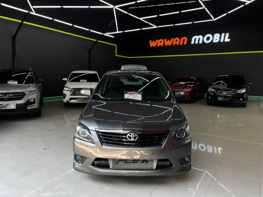 Innova 2.5 V Diesel 2014 Matic, wawan mobil