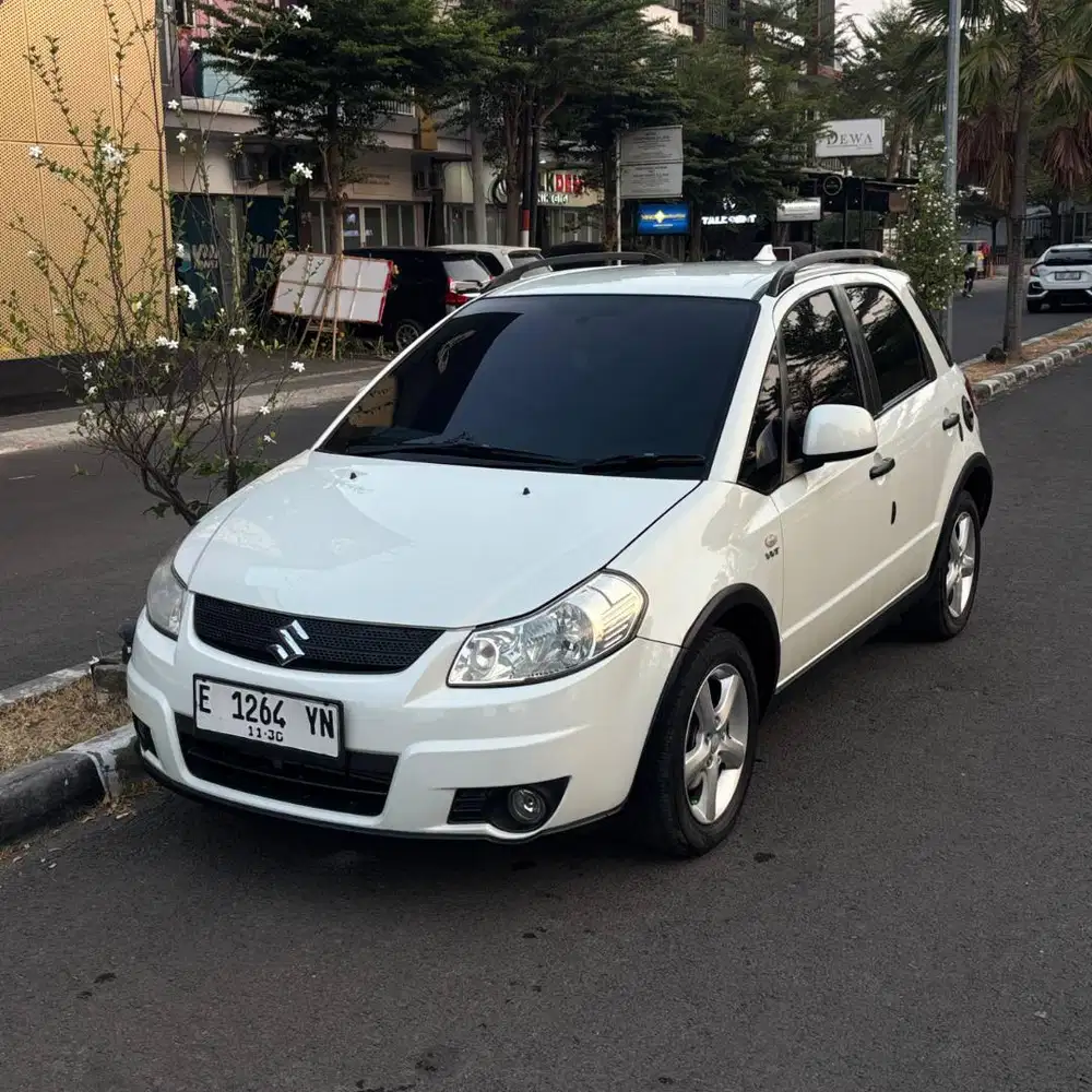 SUZUKI SX4 X-OVER 2009 MATIC Low KM 95rb