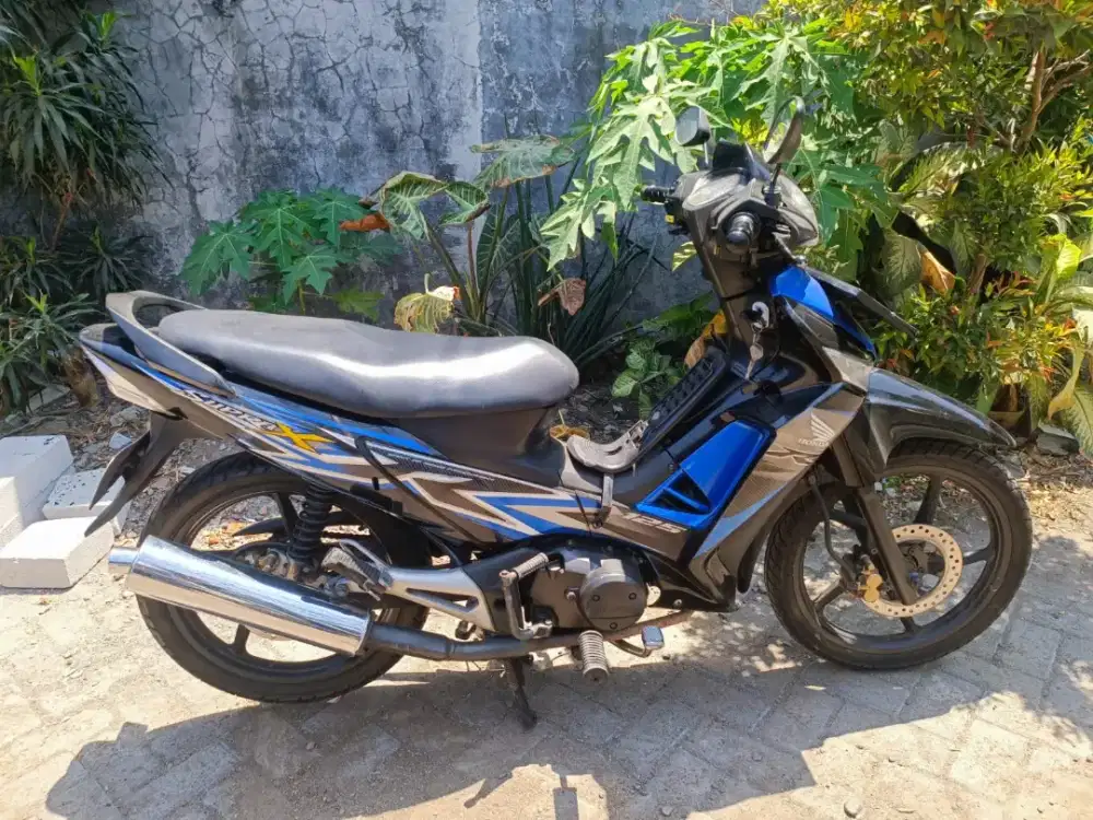 UD ENY MOTOR - Honda Supra X 125 thn 2012 mulus