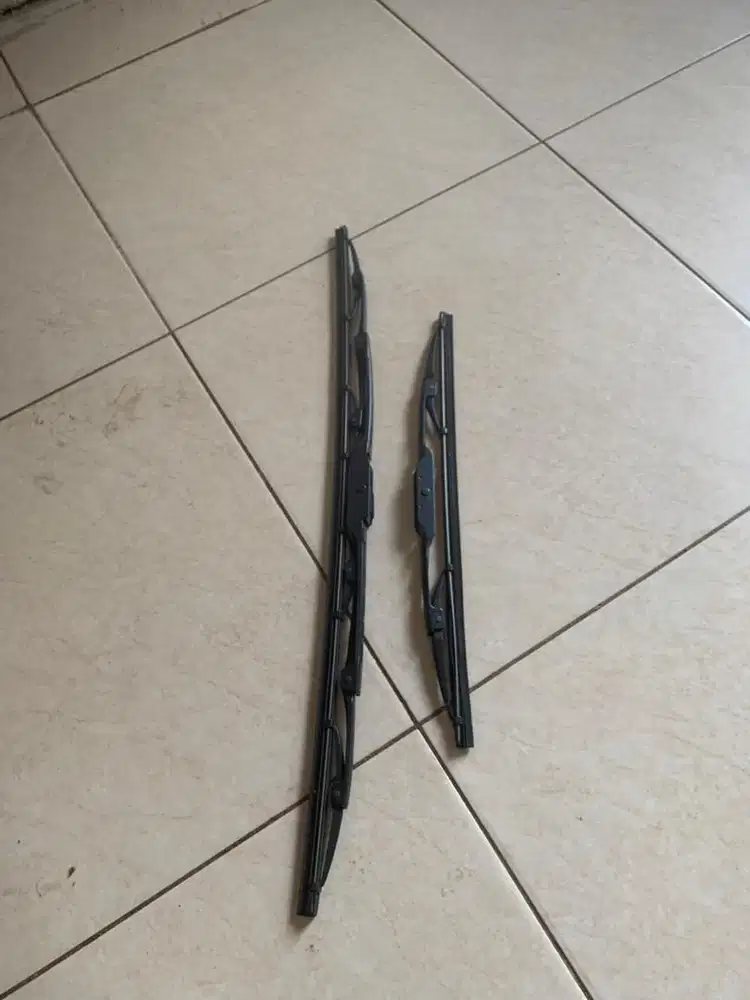 wiper mobil original toyota agya all new 2023